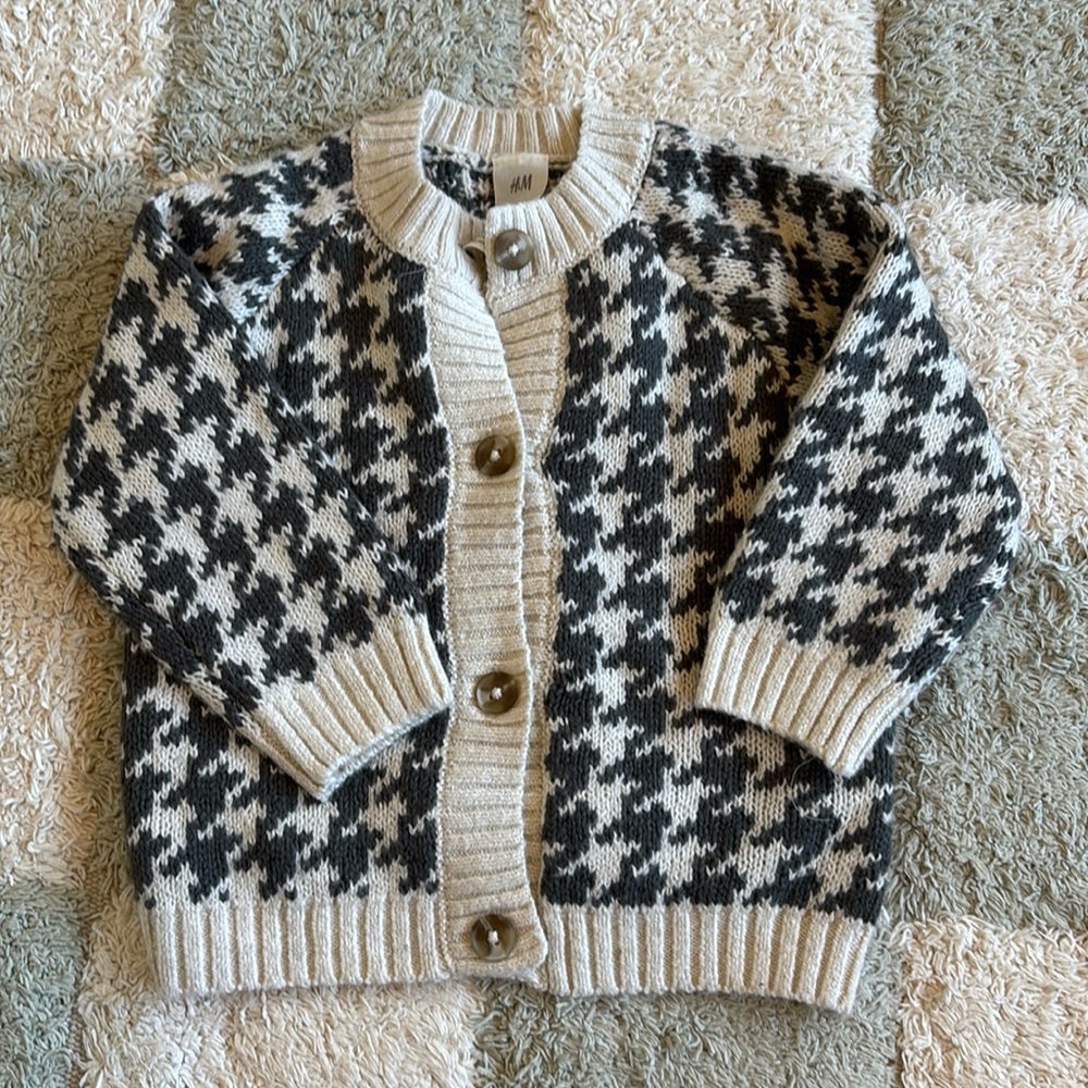 H&M 6month baby houndstooth cardigan